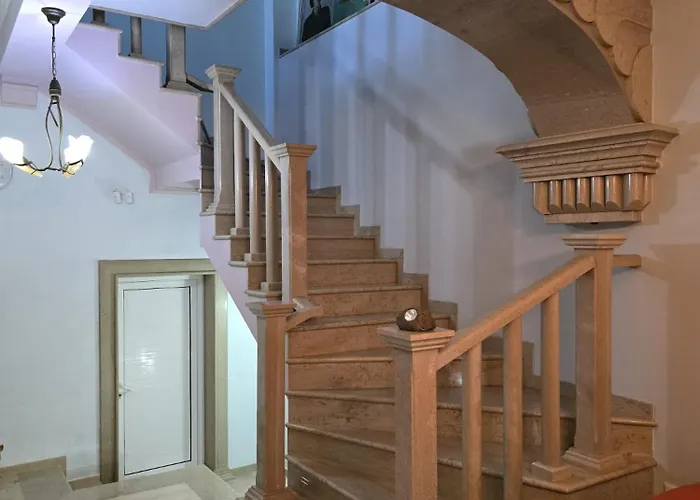 Marble Wonder Gjirokastër